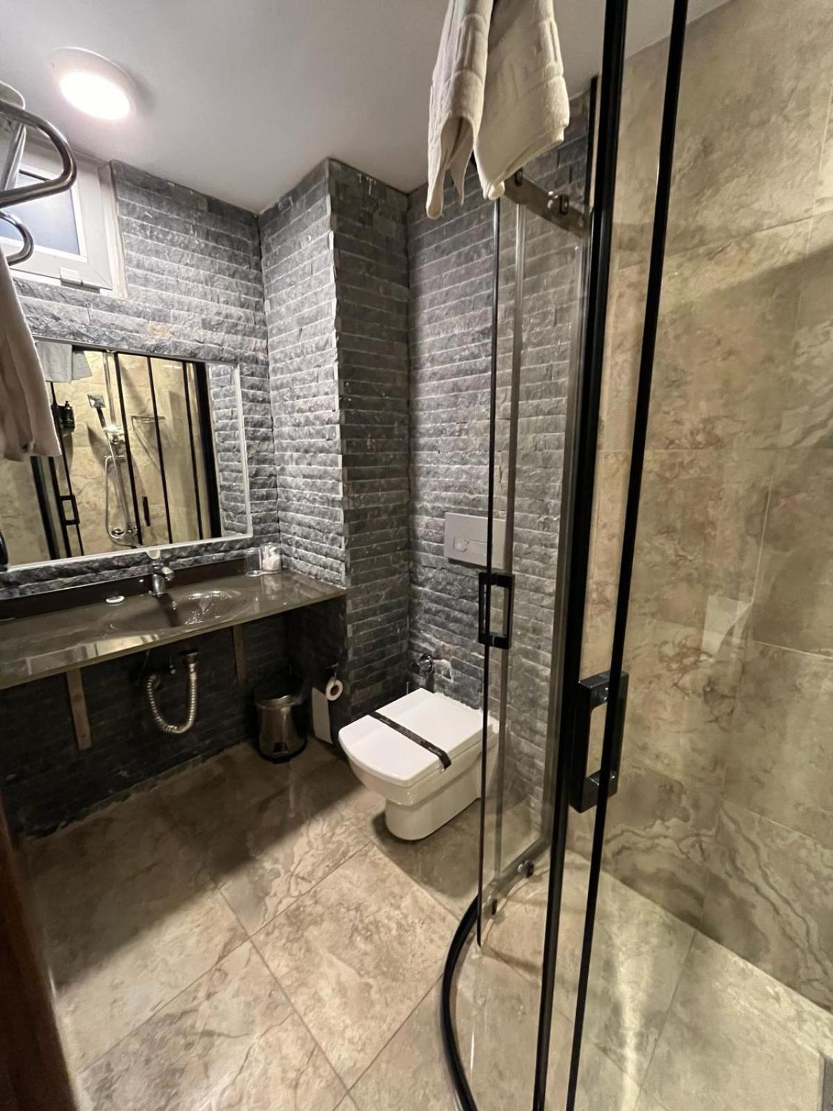 Weingart Port Seaside Hotell Istanbul Exteriör bild